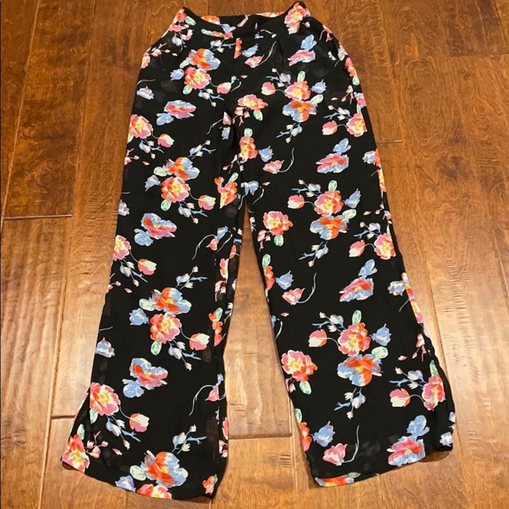 🔴 Rossmore Chiffon Floral Pants